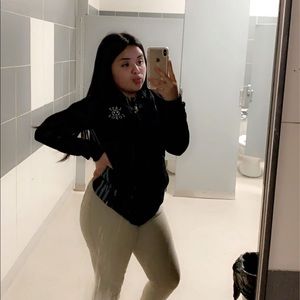 Meet your Posher, Vanesa